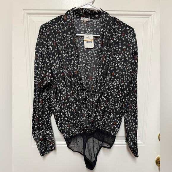 Free People Long Sleeve Bodysuit Ladylike Printed Black/Red Small New - Picture 3 of 6
